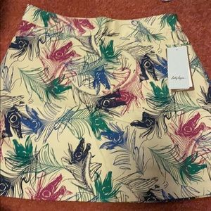 Feather pattern golf skort